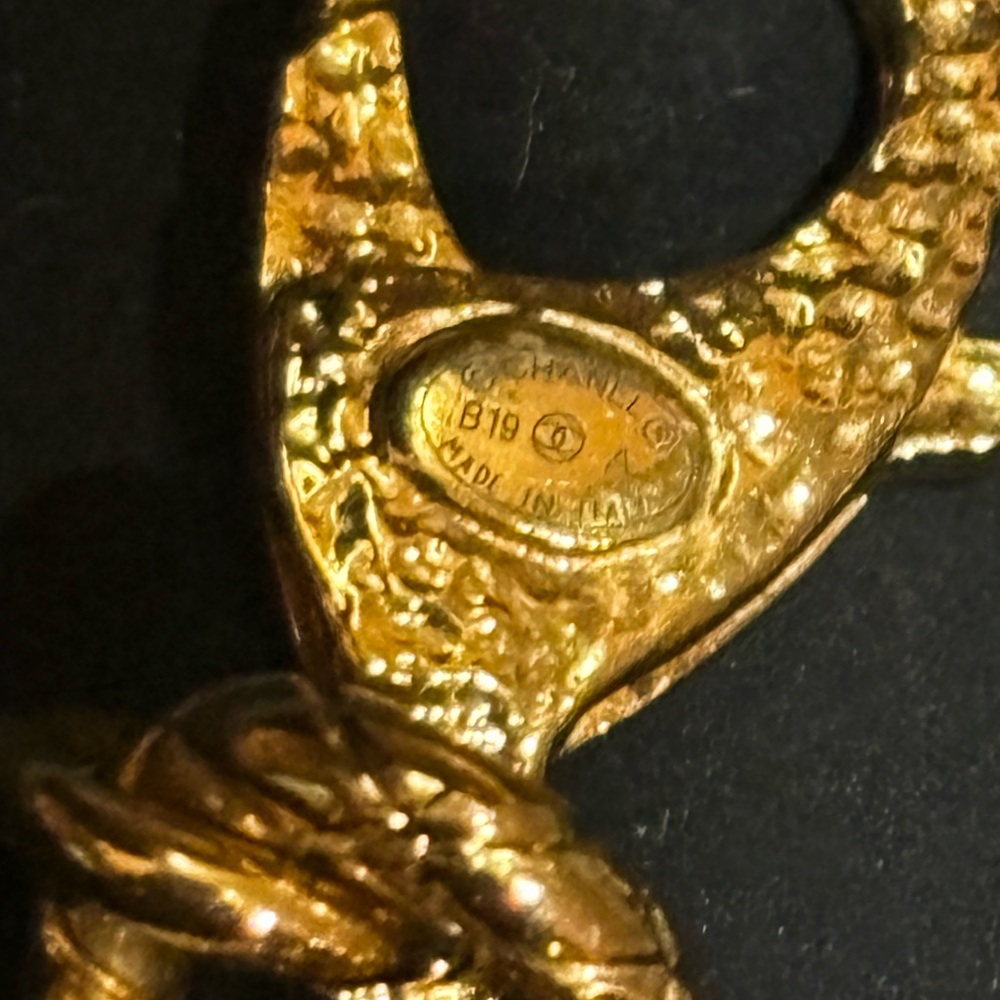 CHANEL “Along The Nile” Statement Necklace - Picture 6 of 8